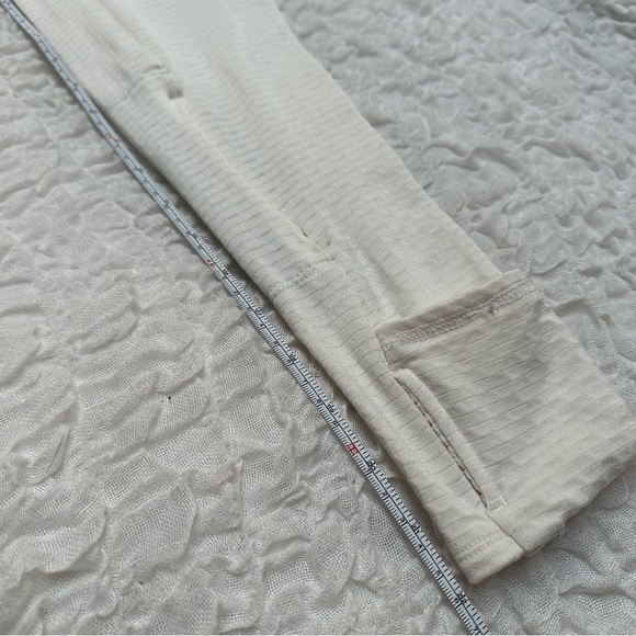 Nike Dri-Fit Sphere Element Half Zip Running Pullover Cream Small - Picture 10 of 13